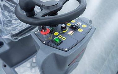 扬子YZ-X8 驾驶式洗地机